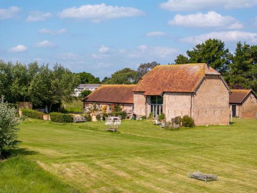Beaulieu House | Gins Barn