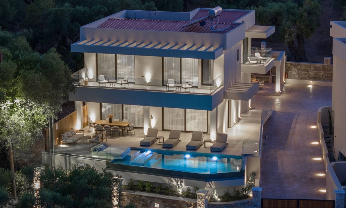 Akrotiri Villa | Gioarde Luxury Villa