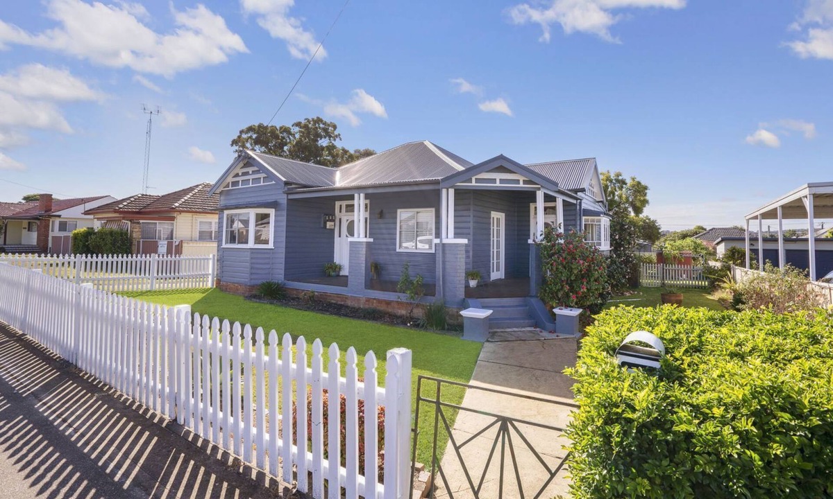 Cessnock House | 'Giralang' - a star amongst the Hunter Valley