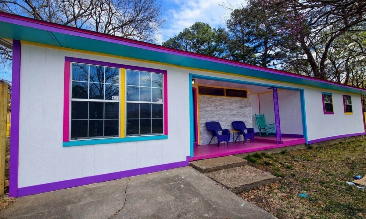 Lone Star House | Girls Just Wanna Have Fun