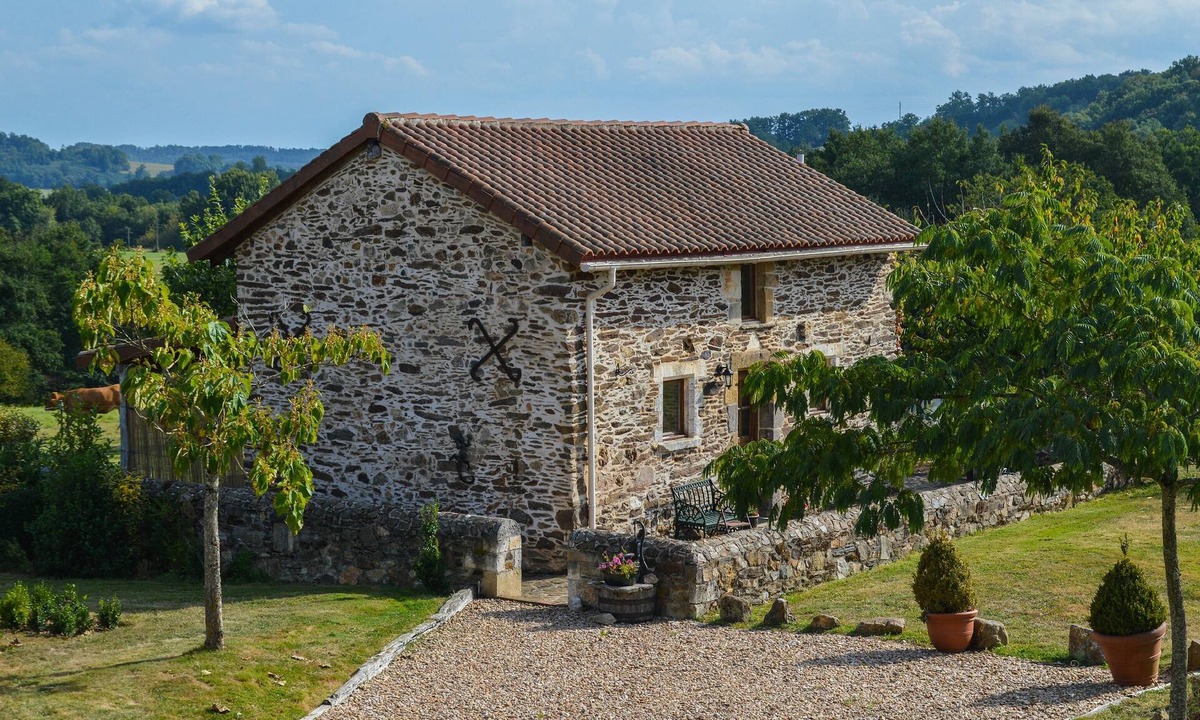 Saint-Martin-de-Fressengeas Cottage | Gite With Private Pool And Panoramic Views, perfect getaway!nn