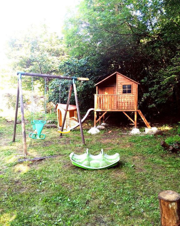 Chateau-Verdun Cottage | Gite 1 - Le Cairn: bed and breakfast