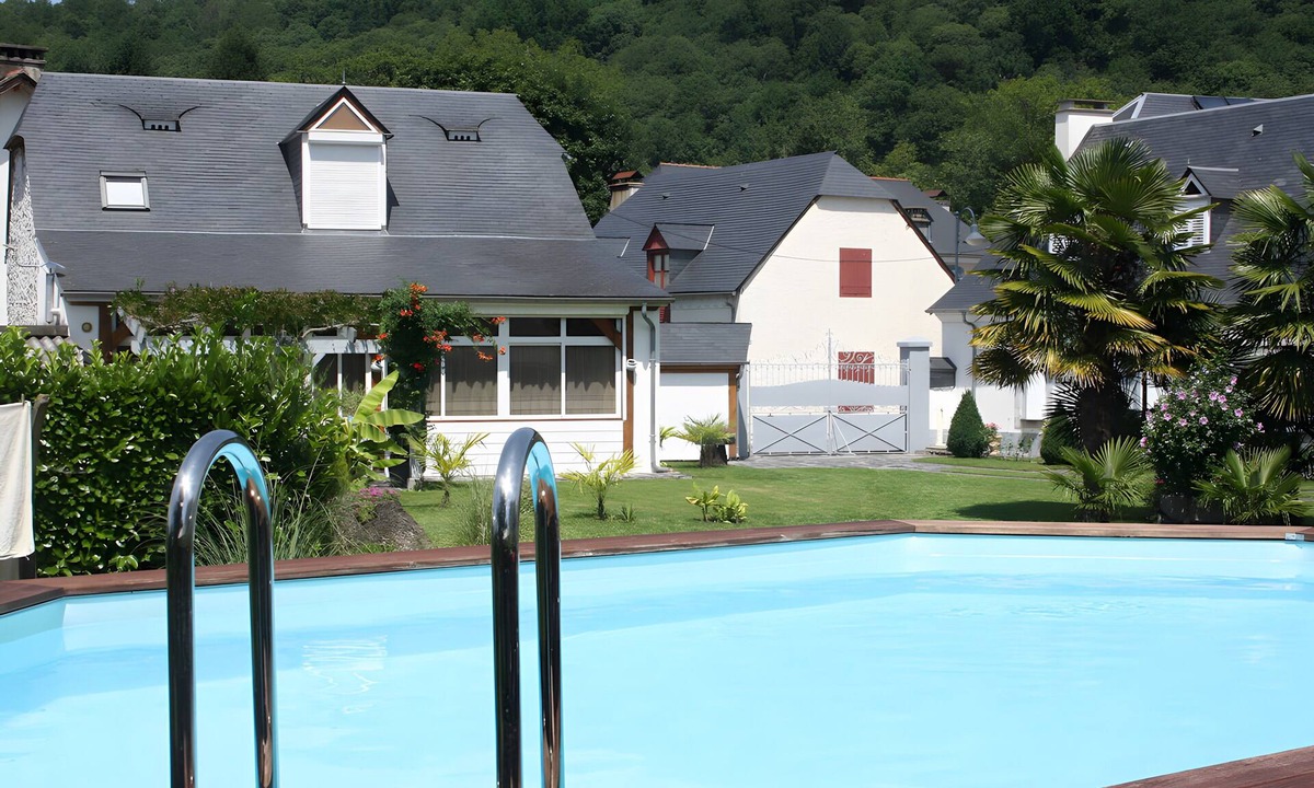 Lezignan House | Gite 2 - chez Balum, 3 km from Lourdes, Hautes-Pyrénées