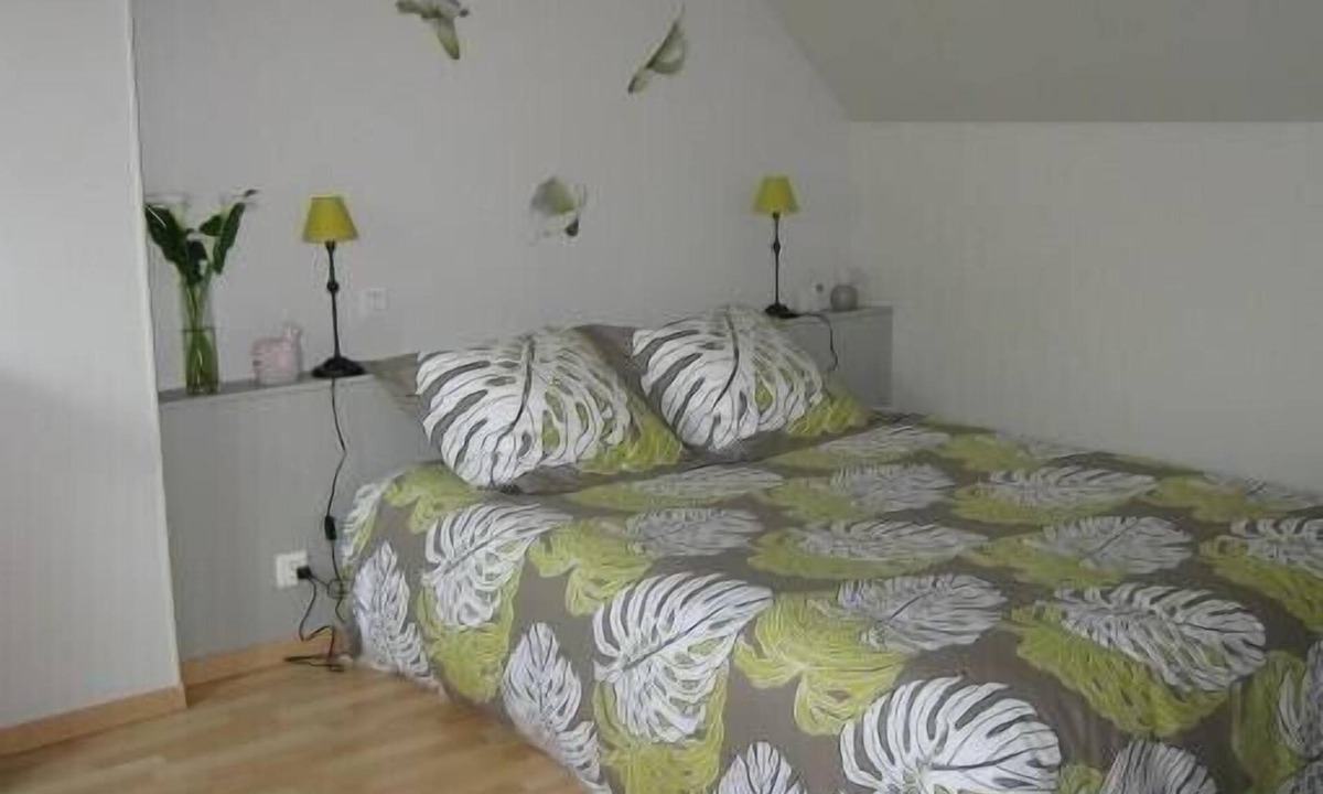 Saint-Paul-du-Vernay Apartment | GITE 2* in the countryside, 8 kms from BAYEUX, LANDING BEACHES.