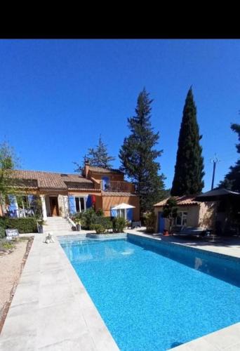 Le Bosc House | GITE 2 personnes avec piscine