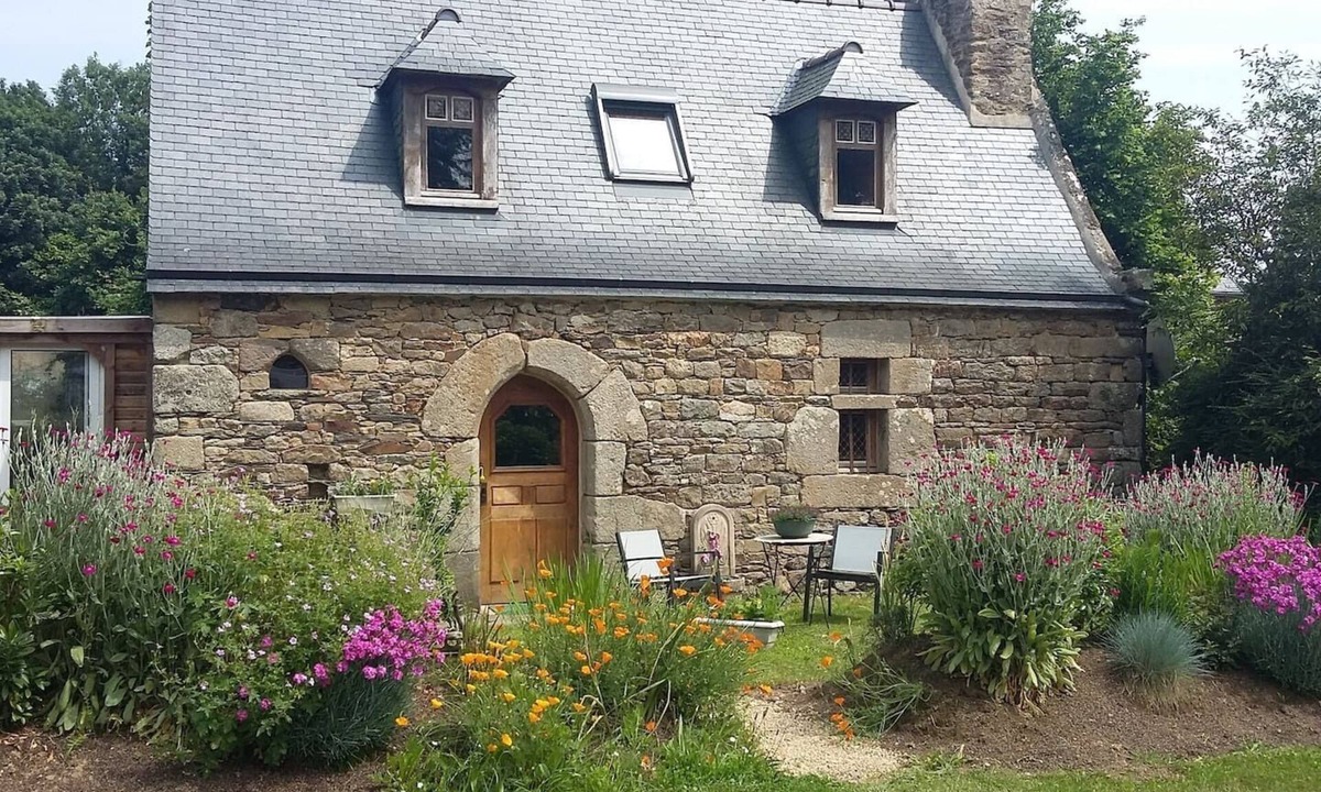 Treduder House | Gîte 3 pers. between Land and North Brittany Sea