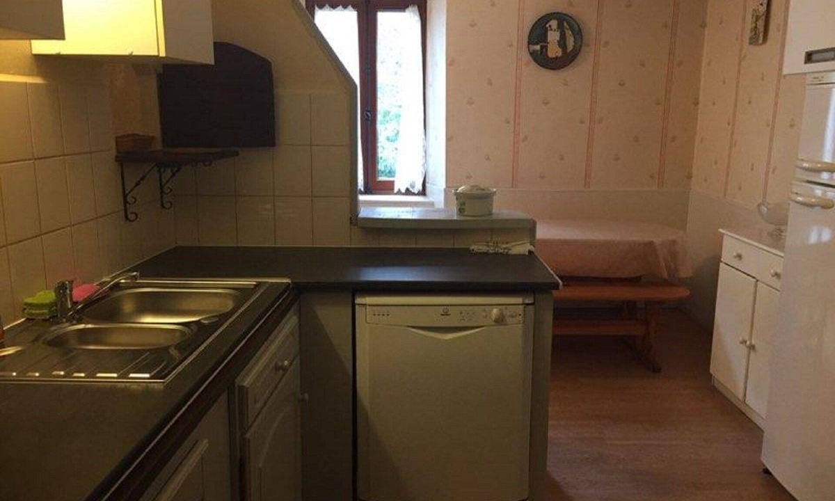 Chateau-Verdun House | Gite 4 - Le Cairn - bed and breakfast