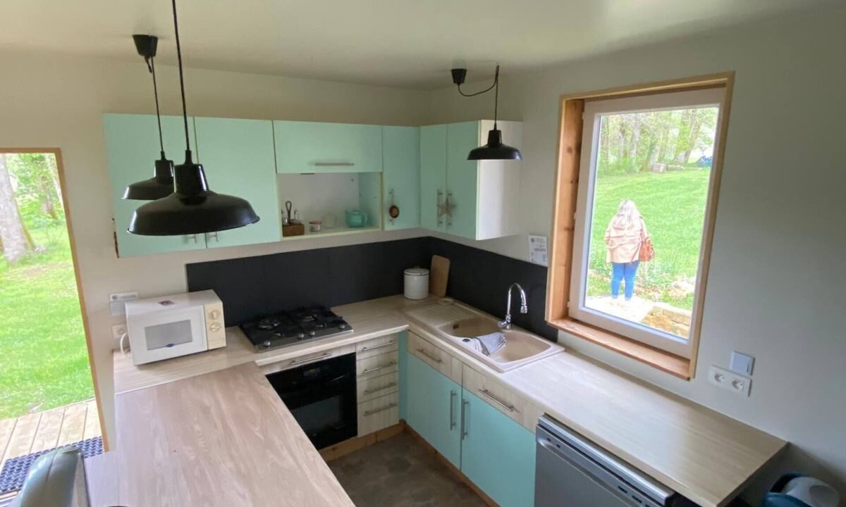Doissat Cottage | Gîte 4 pers KASSANDRE, ideal for visiting the Périgord, swimming pool