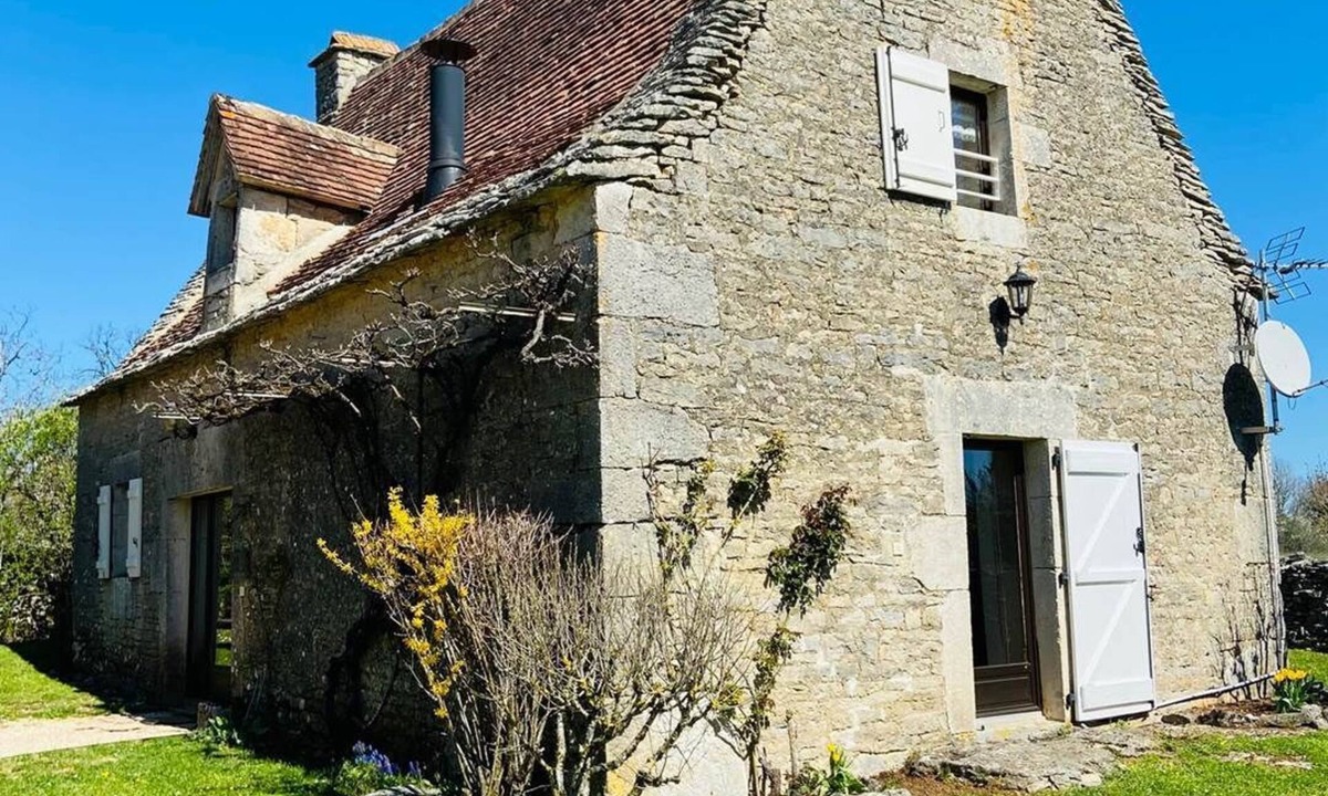 Gramat Cabin | Gite 6 people - “Le Romarin”