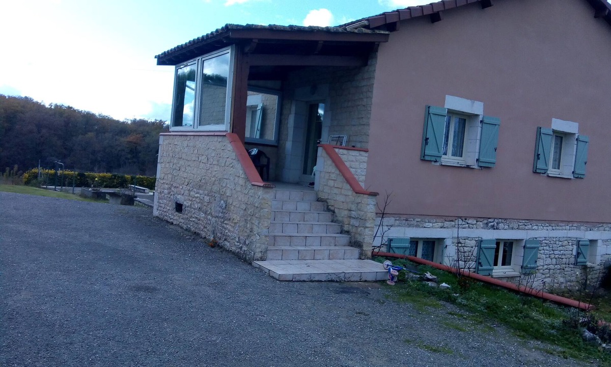 Saint-Laurent-Lolmie House | Gite 6 pers campagne, piscine baby-foot billard ping-pong piscne