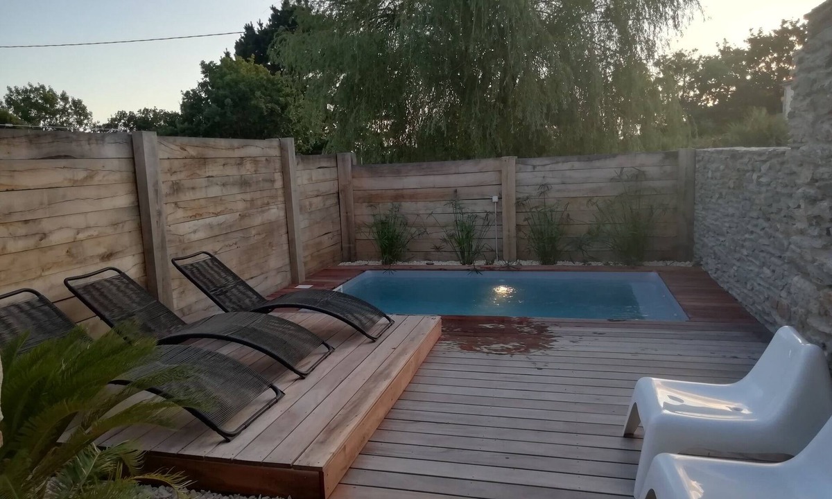 Les Moutiers-en-Retz House | GITE 8 persons 15 min walk from the beach with swimming pool and spa