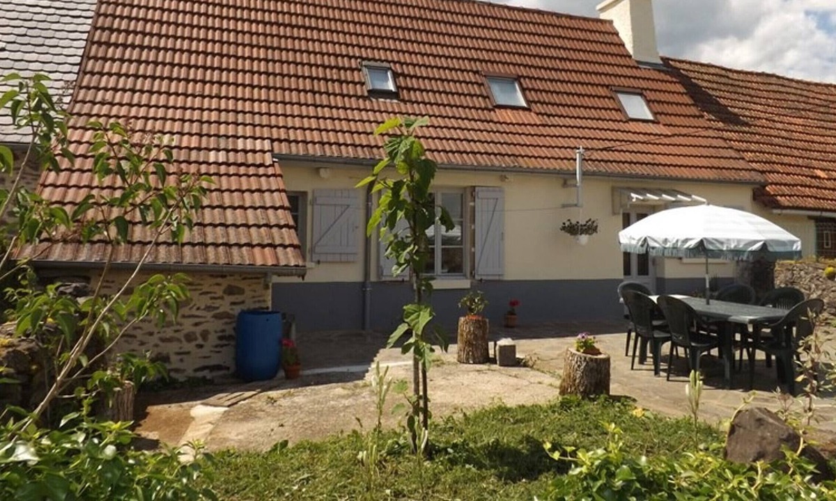Arnac Cottage | Gite Arnac, 3 bedrooms, 6 persons