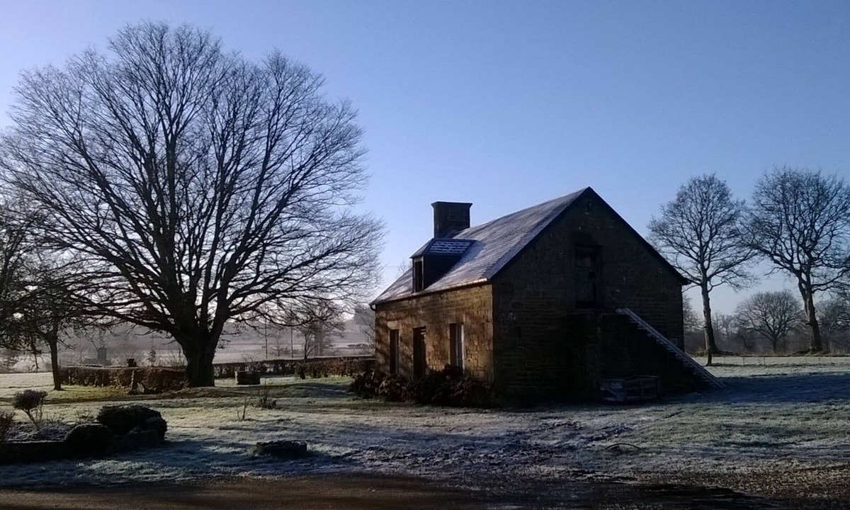 La Carneille Cottage | Gite Athis-Val de Rouvre, 2 bedrooms, 4 persons