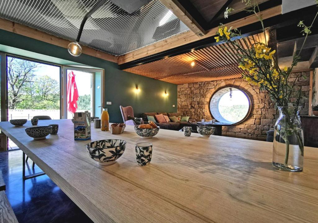 Lapte House | Gite atypique 14 couchages en pleine nature