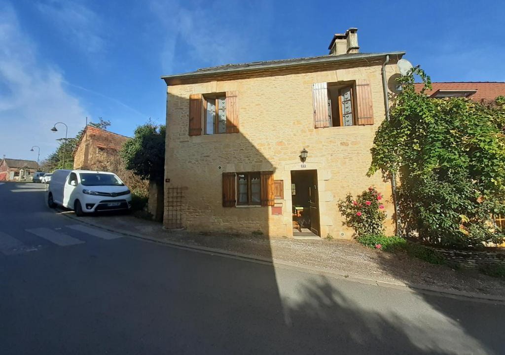 Salignac-Eyvignes House | Gite au cœur du village du Périgord noir