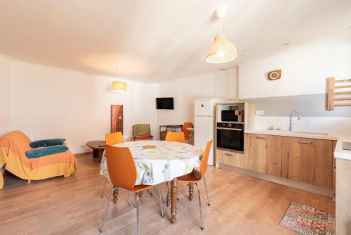 Arreau Apartment | Gite Au Coeur D'Arreau