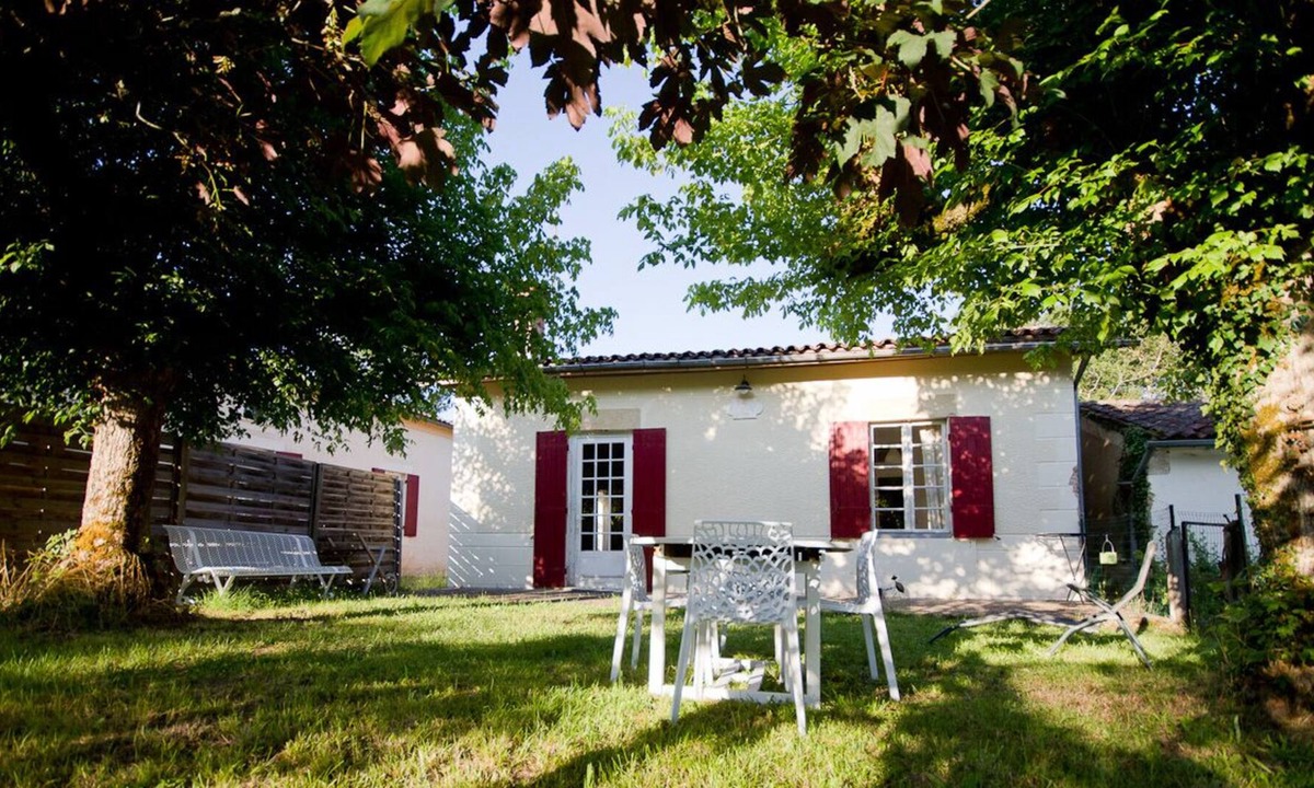 Noaillan House | Gite "aux Tuileries"