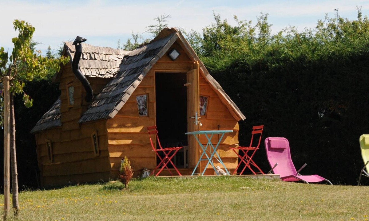 Avrilly Cottage | Gite Avrilly , 2 bedrooms, 5 persons