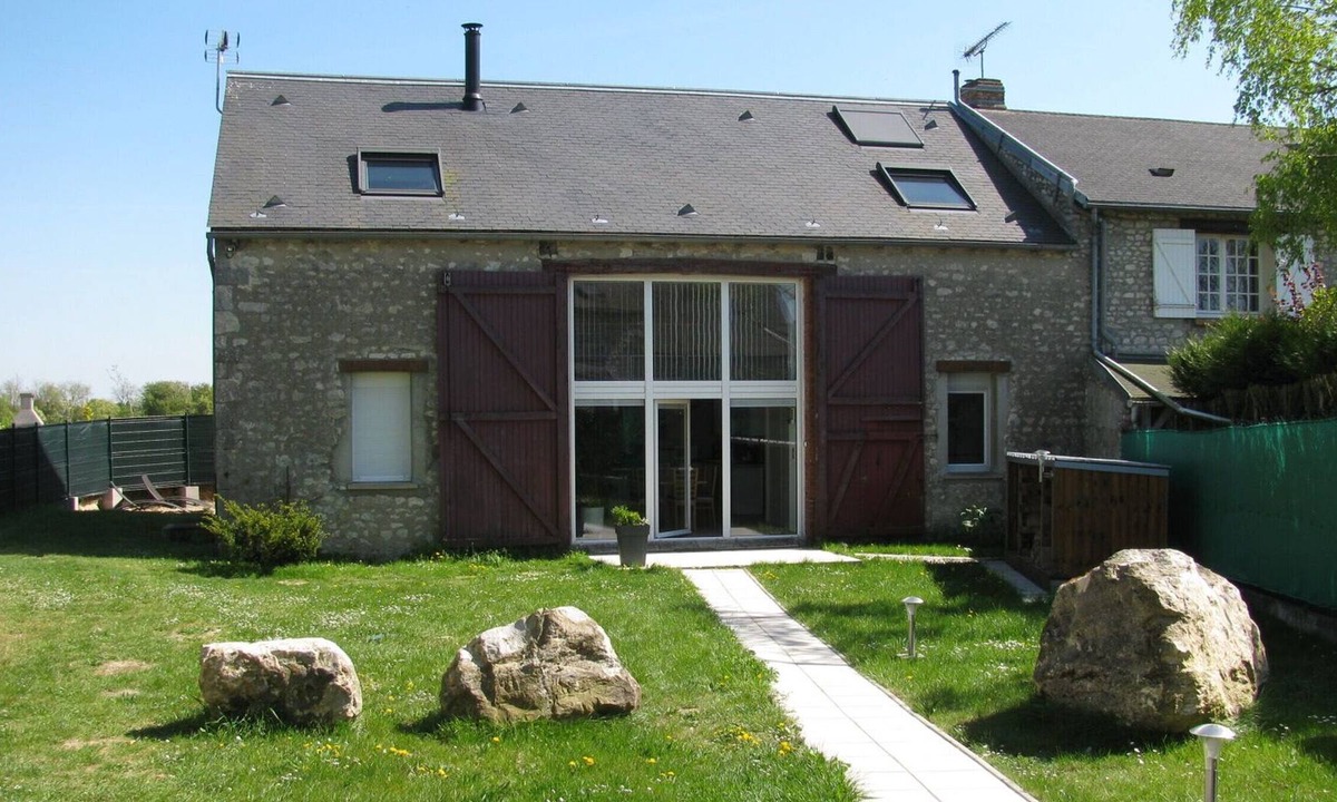 Bazoches-les-Hautes Cottage | Gite Bazoches-les-Hautes, 3 bedrooms, 7 persons