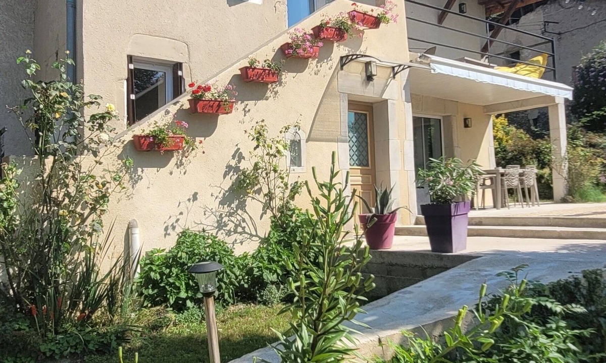 Hostun House | Gite Blanche Neige