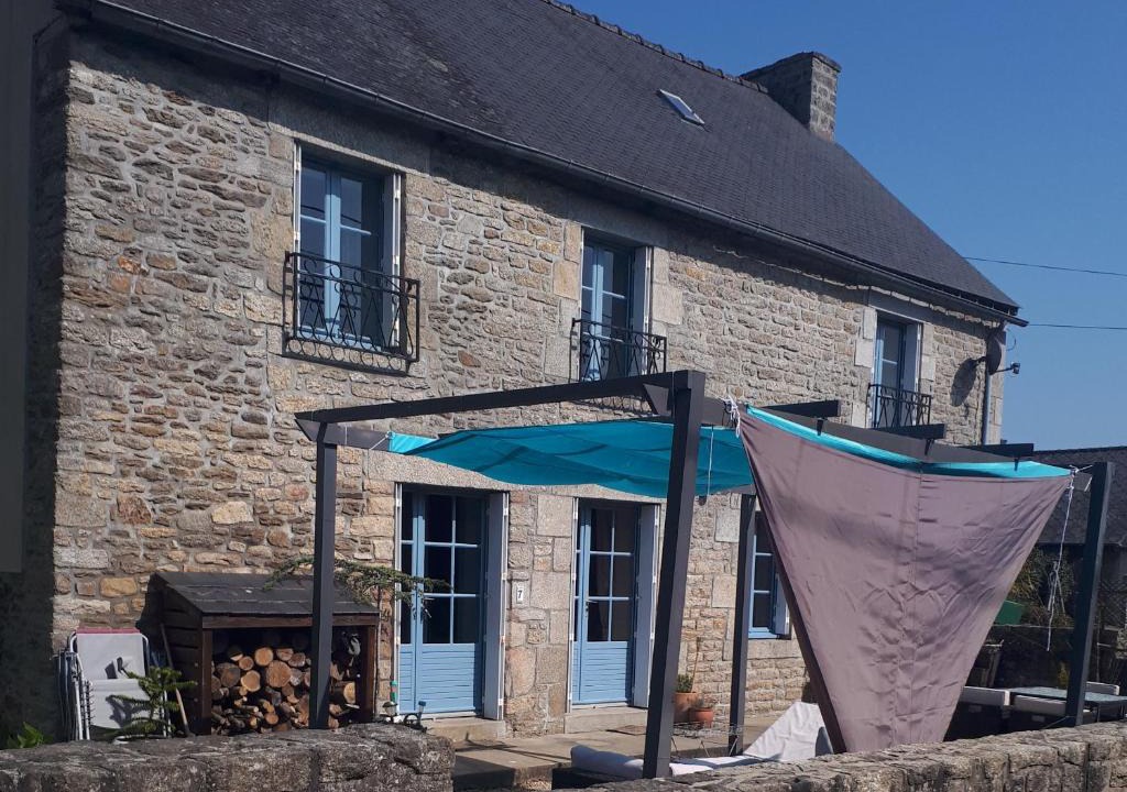 Plumaudan House | Gite Bleu Brittany near Dinan
