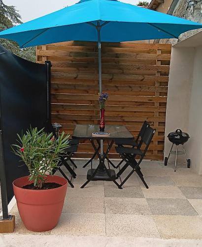 Aizenay Apartment | Gite bleu