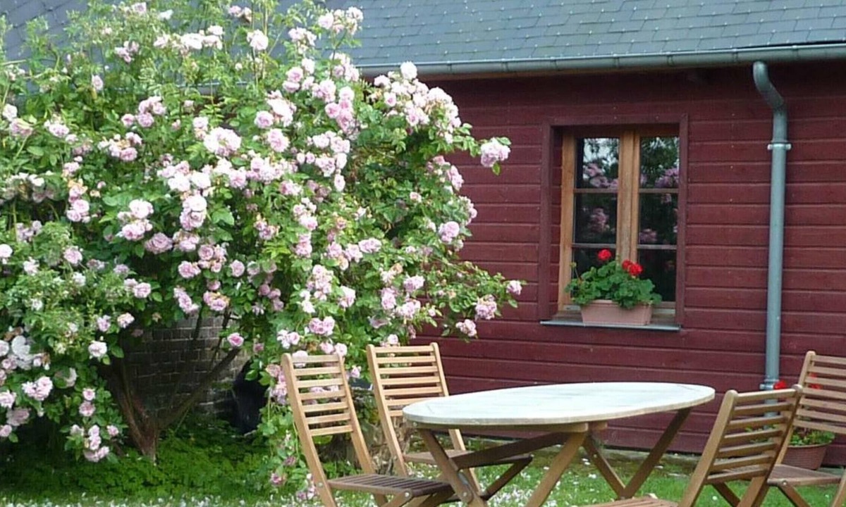 Bully House | Gite Bully (Rhône), 2 bedrooms, 4 persons