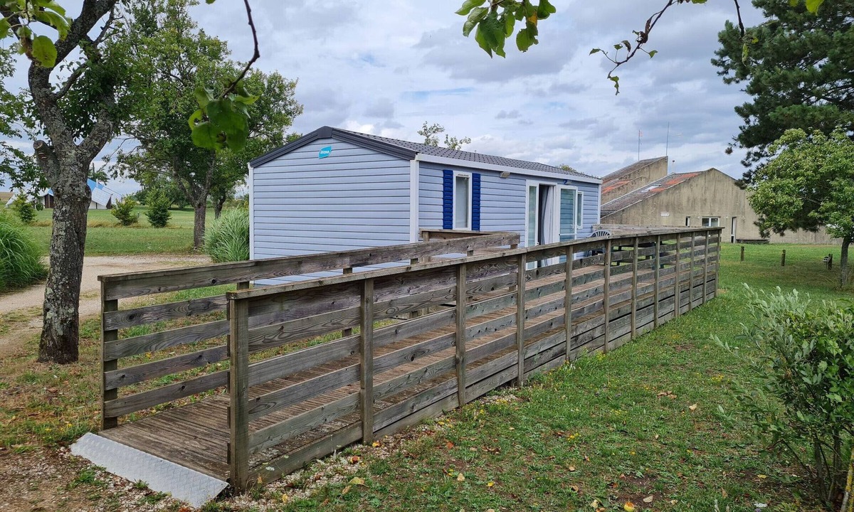 Bures Cottage | Gite Bures, 2 bedrooms, 4 persons