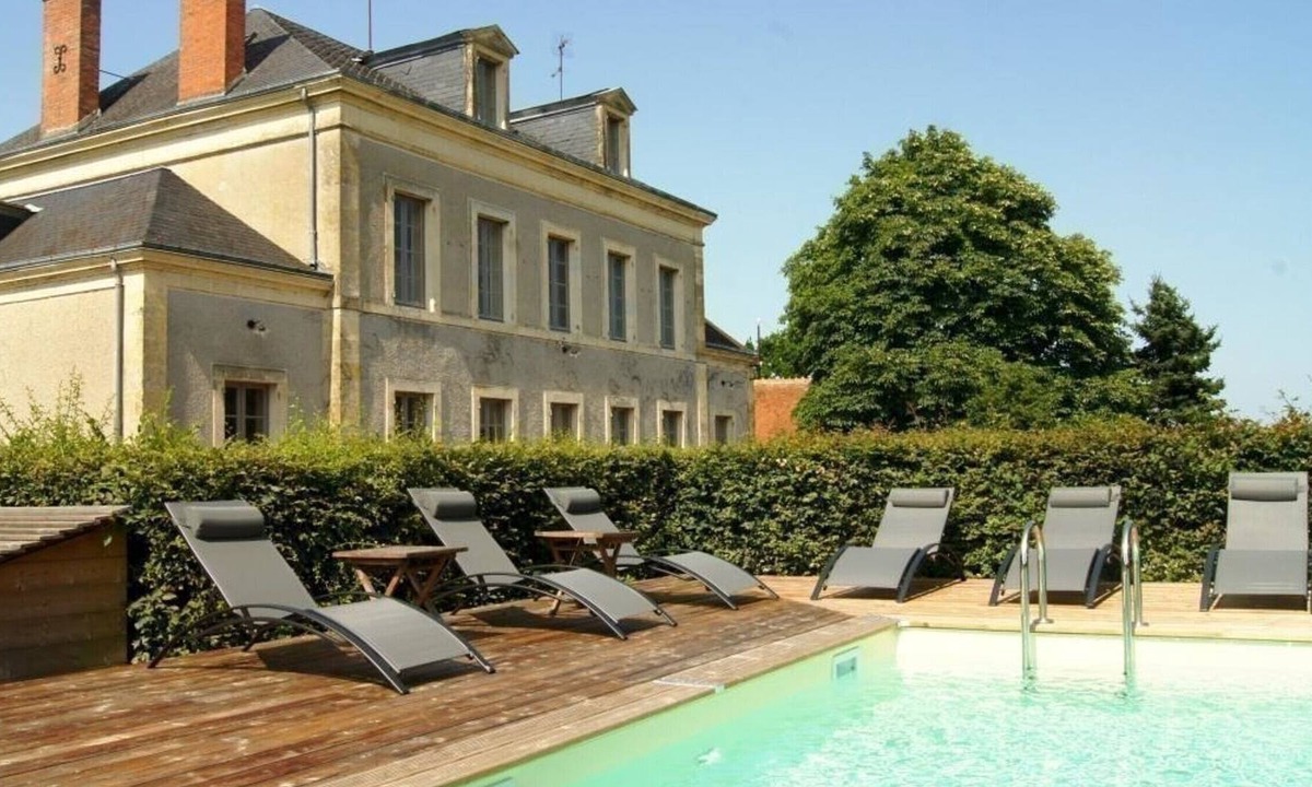 Cerilly House | Gite Cérilly, 4 bedrooms, 8 persons