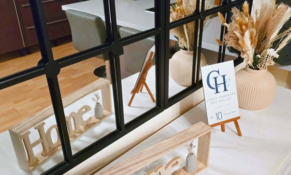 Villaines-la-Juhel House | Gite CAPRICES des HALLES