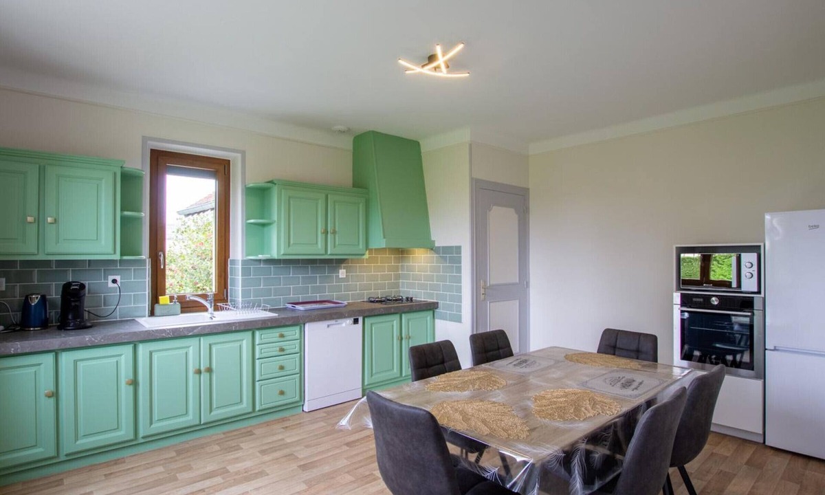 Chalais Cottage | Gite Chalais, 2 bedrooms, 4 persons