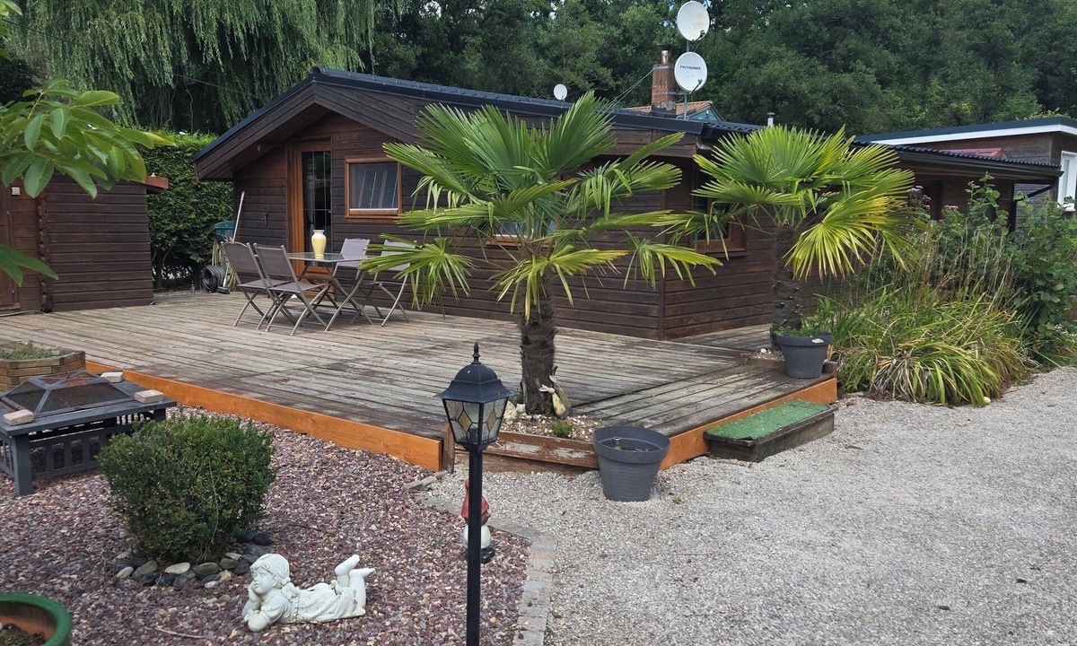 Brimeux Ski Chalet | Gîte Chalet with Private Pool & Spa - 20 min from the Sea/Opal Coast