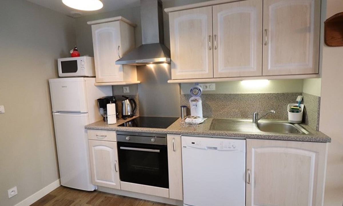 Champagnac Cottage | Gite Champagnac, 3 bedrooms, 6 persons