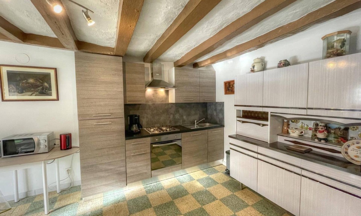 Chouze-sur-Loire Cottage | Gite Chouzé-sur-Loire, 7 bedrooms, 18 persons