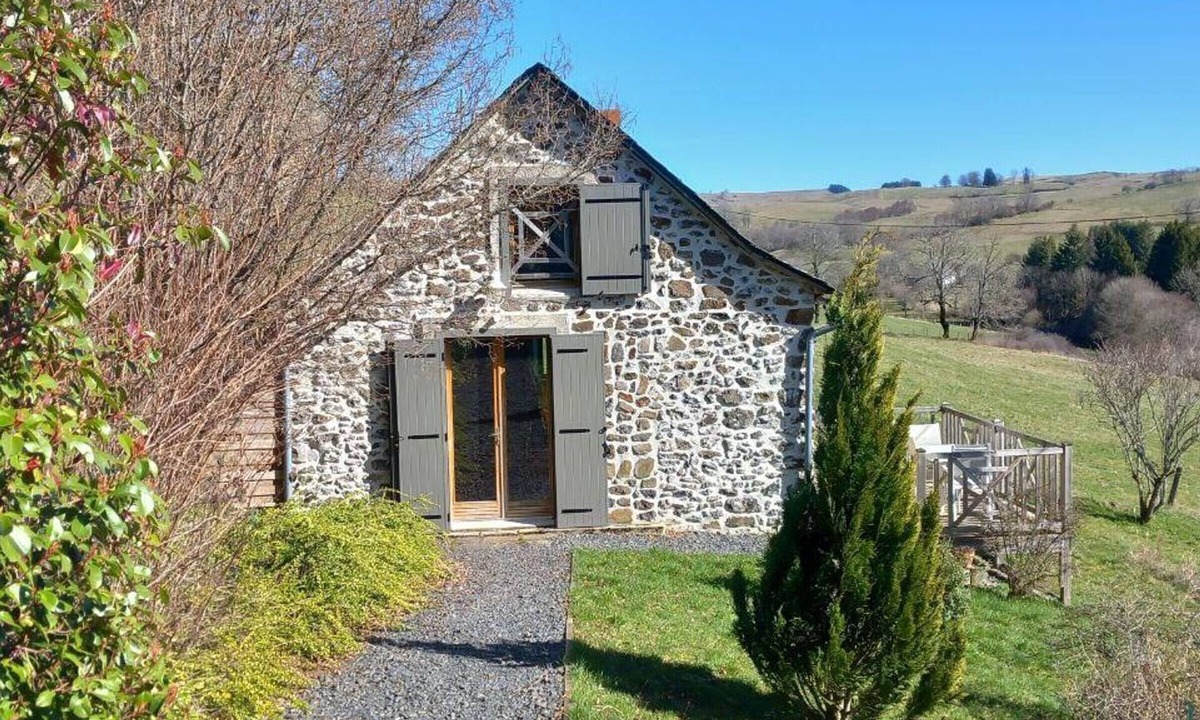 Condat Cottage | Gite Condat, 1 bedroom, 3 persons