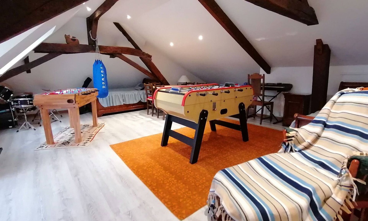 Congrier Cottage | Gite Congrier, 6 bedrooms, 14 persons