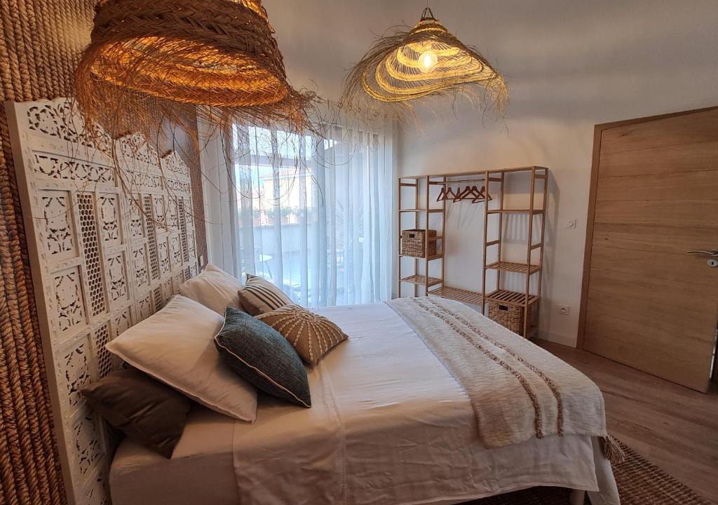 Thuir Apartment | Gite cosy dans une demeure de charme - Romane