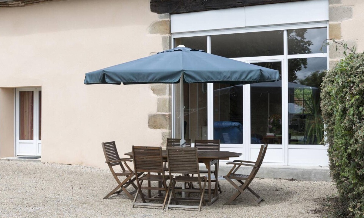 Cressanges Cottage | Gite Cressanges, 2 bedrooms, 4 persons