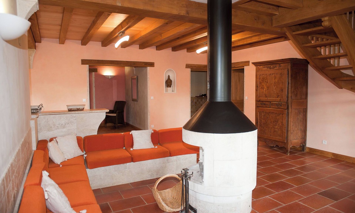 Castelnau-sur-l'Auvignon House | Gite du Pigeonnier and its tower with terraces and garden