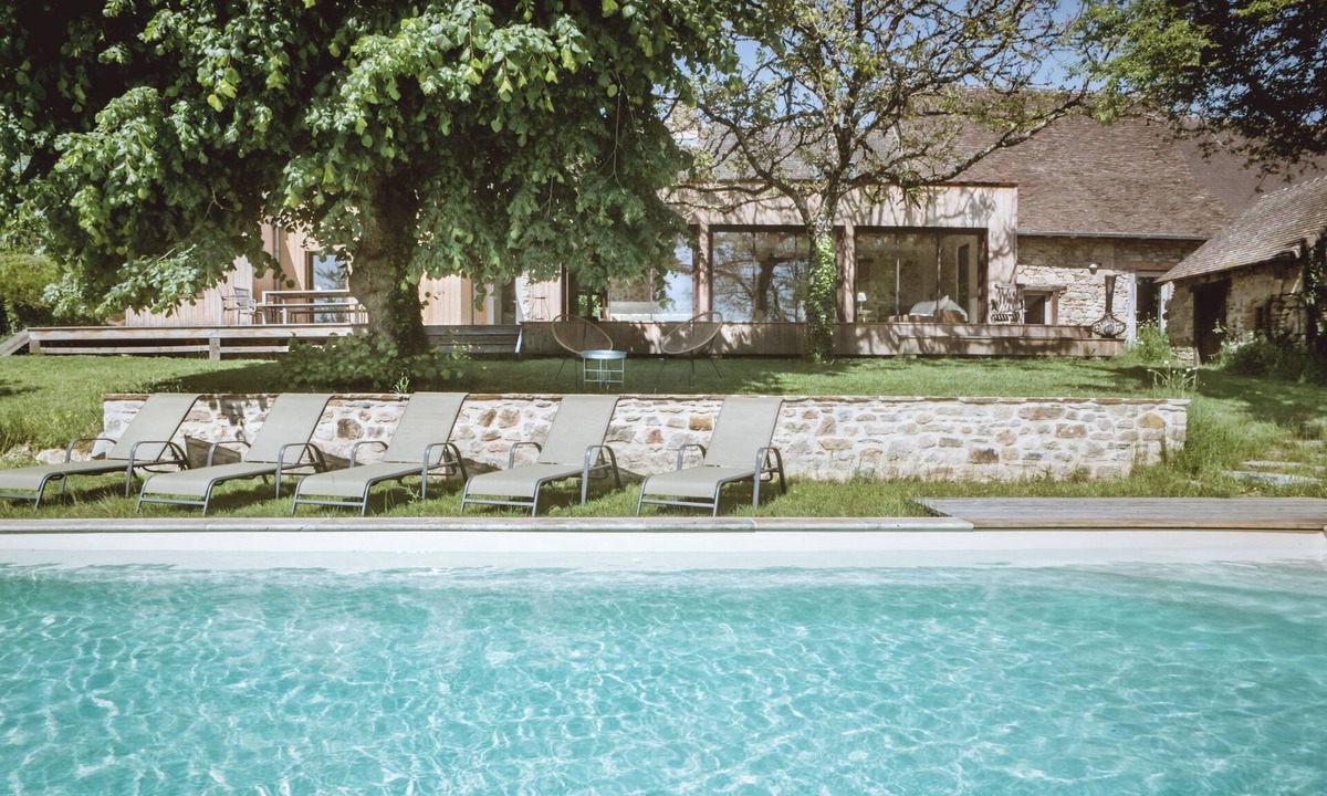 Saint-Hilaire-les-Places House | Gîte de Cybèle, swimming pool, wifi and charm in the heart of the Limousin countryside