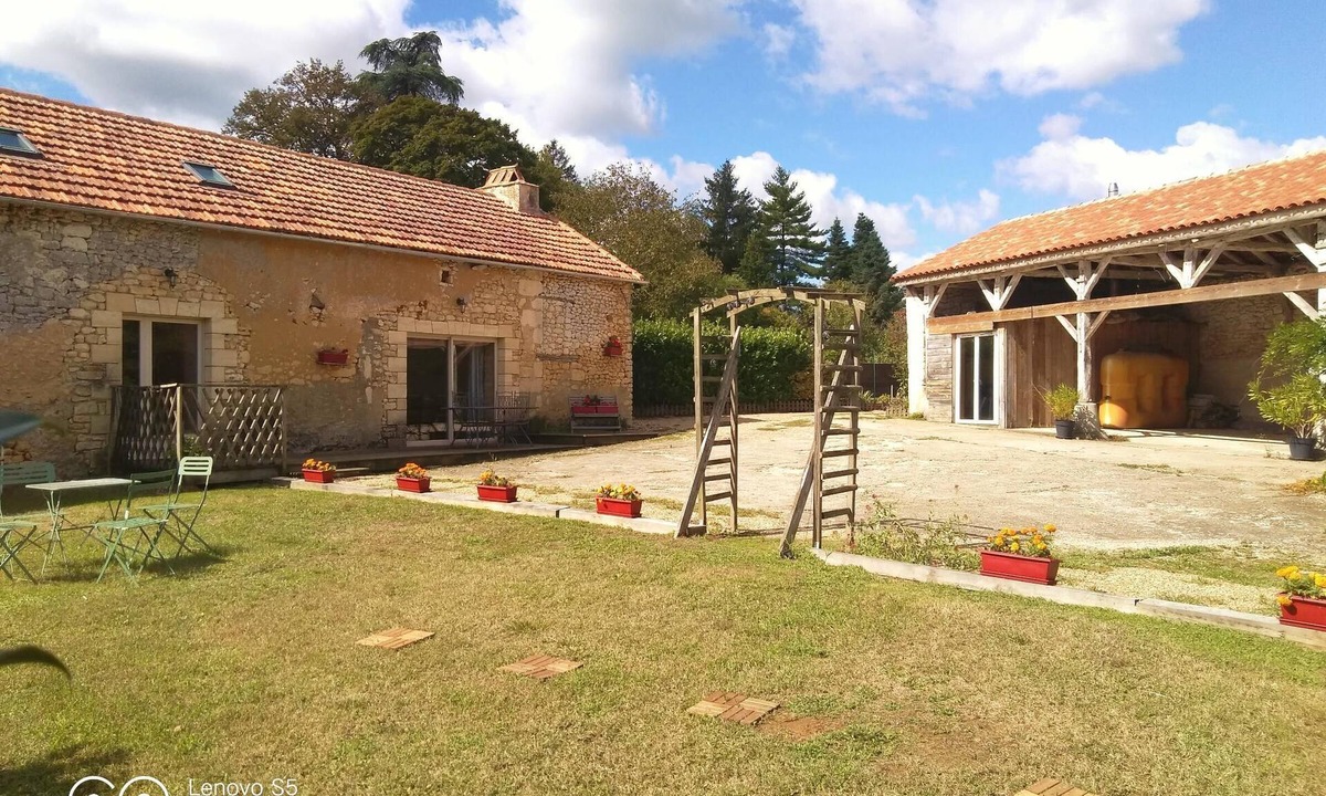 Saint-Laurent-des-Batons Cottage | Gite de L'esperance