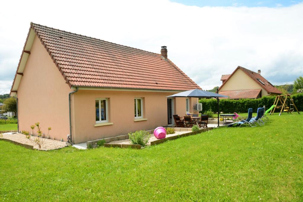 Sommery House | Gite de 85M2 situé a Sommery de 1 à 6 pers