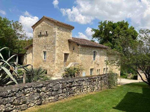 Saint-Leonard House | Gite de charme avec piscine - a charming cottage gite with swimming pool