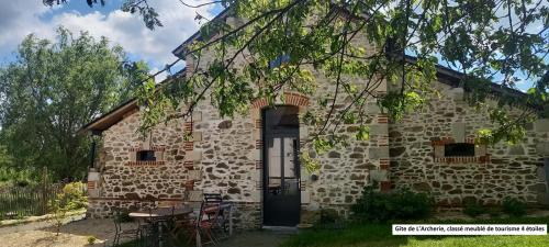 Saint-Lambert-la-Potherie House | Gite de l'Archerie classé 4 étoiles, 9 personnes