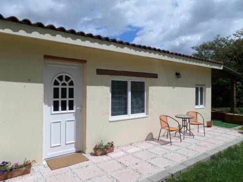 Saint-Nicolas-de-la-Grave House | Gite de Cerisier