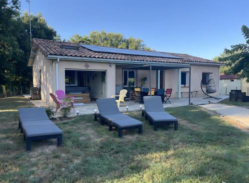 Roquemaure House | Gite De Gabi