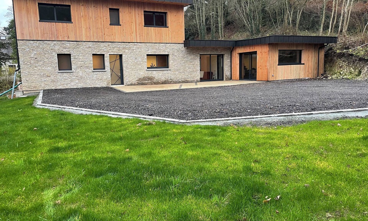 Saint-Saens House | Gîte de l'Epinay "Myrtille" with indoor pool for year-round enjoyment!