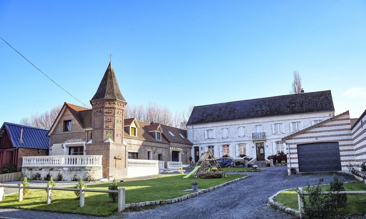 Souastre House | Gîte de la Tourelle - Comfort and authenticity between Arras and Albert