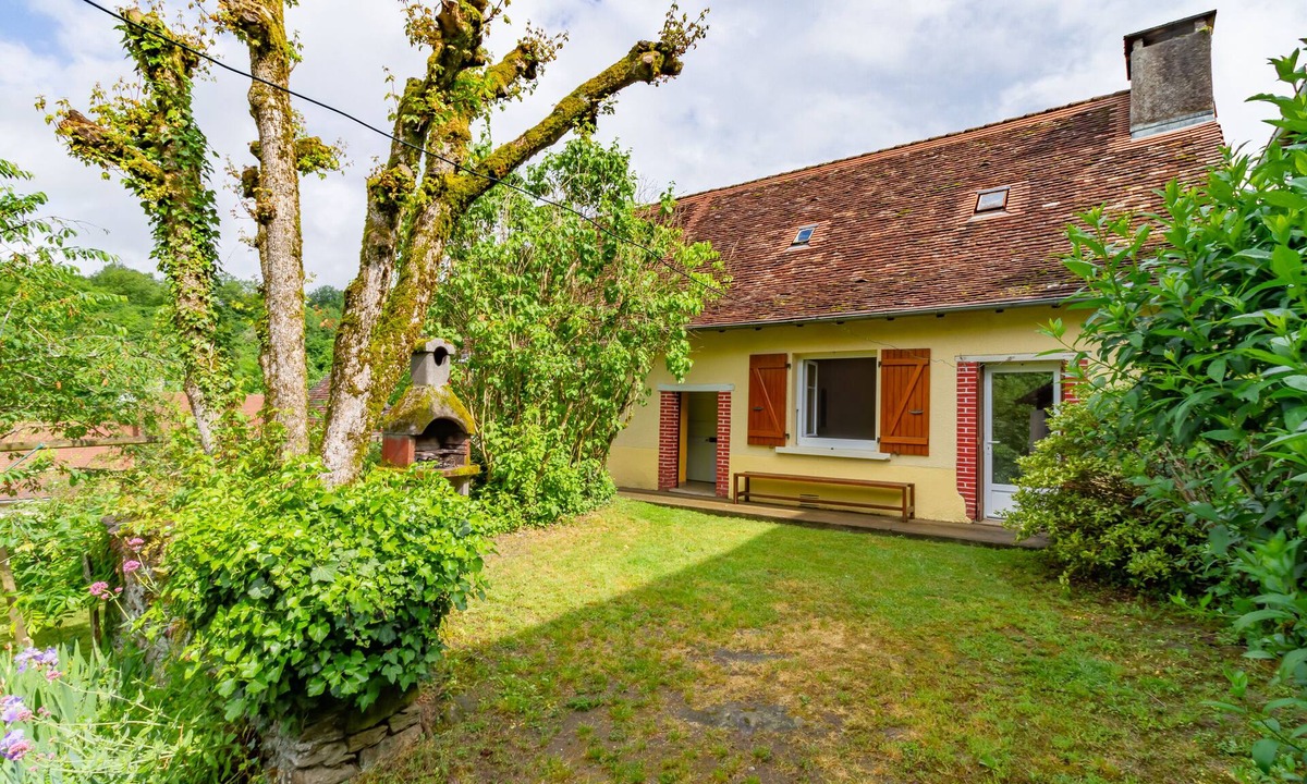 Jumilhac-le-Grand House | Gite des croix bancaud