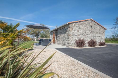 Couffe House | Gite du Bois Brillant